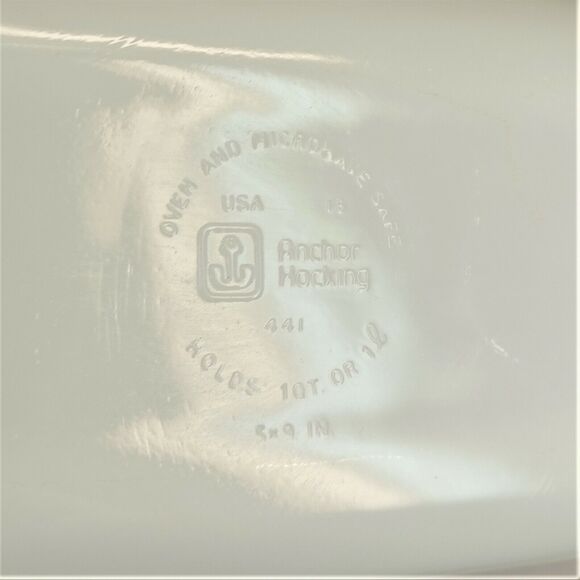 Anchor Hocking Cornflower Milk Glass 1qt 5"x9" Rectangular Loaf Pan Baking Dish - Picture 6 of 6